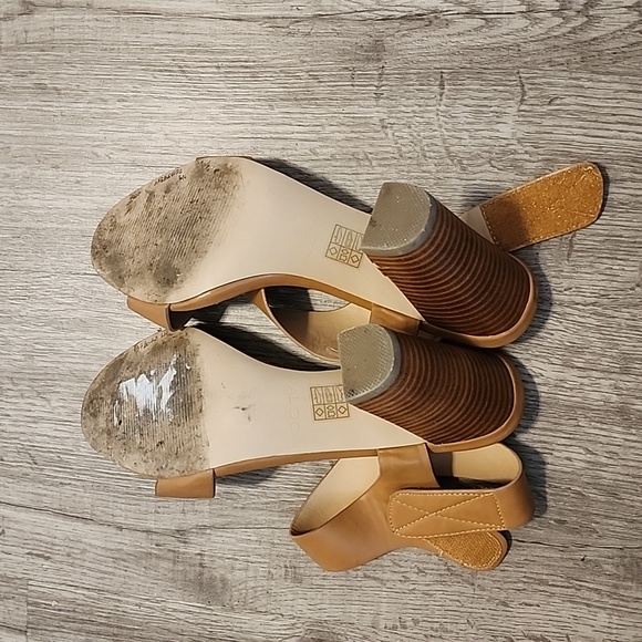 Aldo Tan Nude Heels 7.5 VGUC - Picture 6 of 6